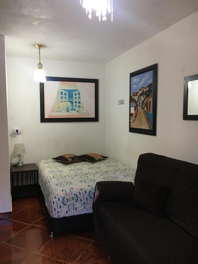 Casa Huespedes El Ensueno Hotel Jardin Ngoại thất bức ảnh