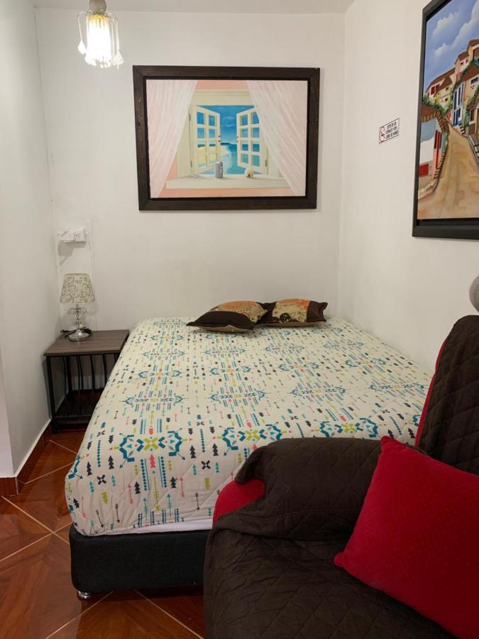 Casa Huespedes El Ensueno Hotel Jardin Ngoại thất bức ảnh