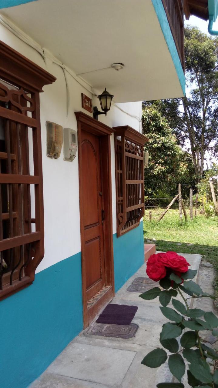 Casa Huespedes El Ensueno Hotel Jardin Ngoại thất bức ảnh